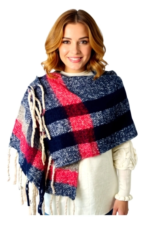 Χειμωνιάτικη γυναικεία πασμίνα μπλε από μαλλί, ζεστή, ελαφριά και πολύ ιδιαίτερη. Ένα απαραίτητο αξεσουάρ μόδας για τη χειμωνιάτικη γκαρνταρόμπα σας για να σας κρατήσει ζεστή το χειμώνα.