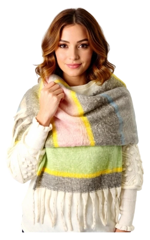 Χειμωνιάτικη γυναικεία πασμίνα μπλε μάλλινη ζεστή, ελαφριά και πολύ ιδιαίτερη. Ένα απαραίτητο αξεσουάρ μόδας για τη χειμωνιάτικη γκαρνταρόμπα σας για να σας κρατήσει ζεστή το χειμώνα.