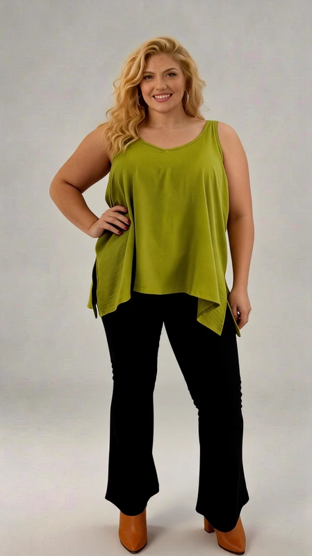 Το plus size lingerie top λαχανί είναι ιδανικό μεσοφόρι για όλες τις εποχές του χρόνου. Από βισκόζη γκοφρέ. Διάλεξε το αγαπημένο σου χρώμα και φώτισε το σκούρο κοστούμι σου!
