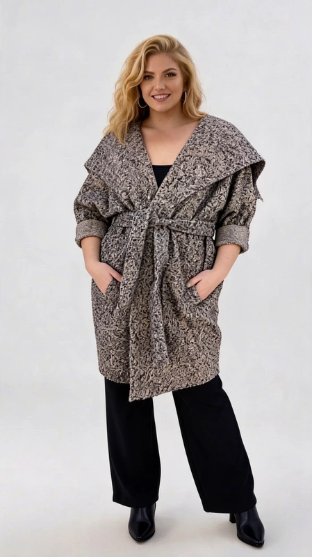 Plus size παλτό γυναικείο μπουκλέ μέχρι το γόνατο, μεσάτο, καφέ με εντυπωσιακό γιακά. Πάρα πολύ ζεστό και πολύ στυλάτο!