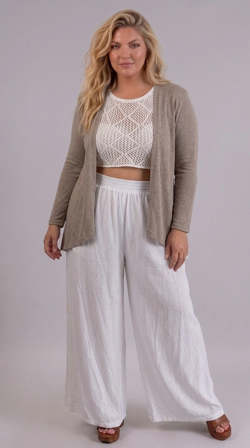 Ζακέτα καφέ χειμωνιάτικη - ZPS200 | Candiashop Boutique, Η γυναικεία ζακέτα αυτή είναι η ιδανική επιλογή για μια effortless, boho-chic εμφάνιση. Σε απαλή χρώμα μπεζ-χακί, με μακριά μανίκια και ανοιχτό μπροστινό τμήμα, διαθέτει ένα κομψό waterfall ντεκολτέ που δημιουργεί ρευστές, ροές γραμμές για ένα αέρινο αποτέλεσμα. Η κοντή εφαρμογή της στη μέση την καθιστά ιδιαίτερα κολακευτική, αναδεικνύοντας τη σιλουέτα με χάρη και στυλ. Κατασκευασμένη από απαλό, ελαστικό ύφασμα, προσφέρει άνεση καθ' όλη τη διάρκεια της ημέρας. Ταιριάζει απόλυτα με φαρδιά λευκά παντελόνια και crop top για ένα καλοκαιρινό, χαλαρό look, ενώ μπορεί εξίσου να συνδυαστεί με τζιν ή φούστα για πιο casual εμφανίσεις. Κατάλληλη για βόλτες, καφέ με φίλες ή καλοκαιρινές εκδηλώσεις, αυτή η ζακέτα αποτελεί must-have κομμάτι για κάθε γυναικεία γκαρνταρόμπα που αναζητά τον τέλειο συνδυασμό άνεσης και κομψότητας.